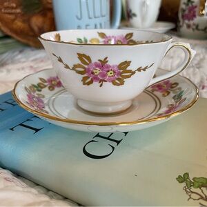 Tuscan Fine Bone China Teacup & Saucer Precious Pink & Gold!